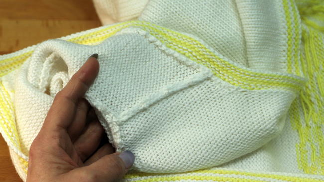 Du kannst auch abgekettete Kanten mit Maschenstich zusammennähen schulterschraege stricken